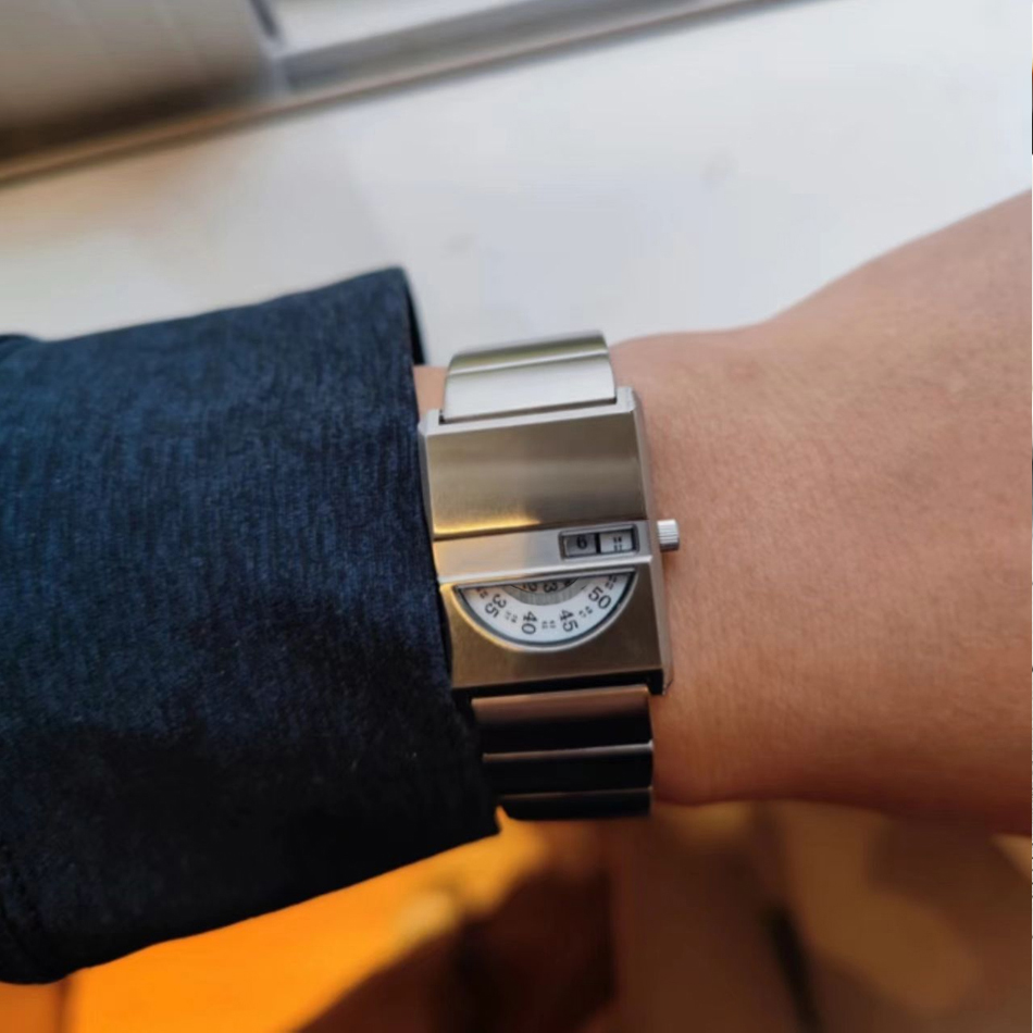 Męskie zegarki na bransolecie  – Luxury Watch Uk recenzja i cena